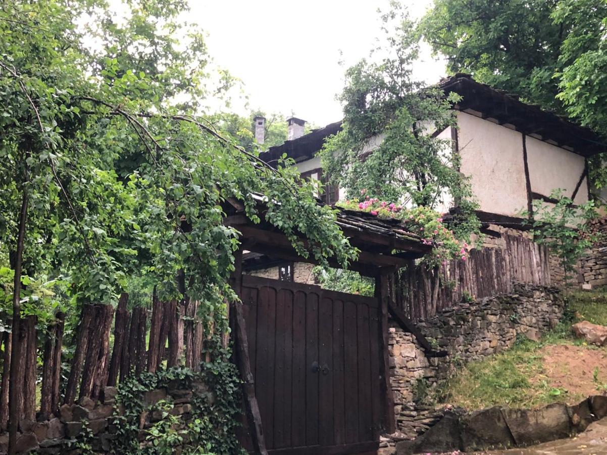 Etnographic Houses Dŭlbok Dol Dış mekan fotoğraf